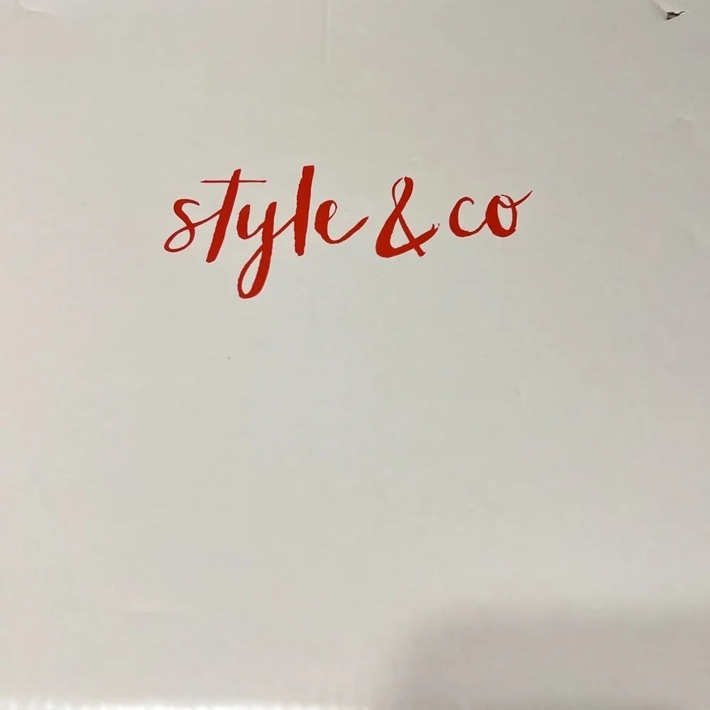 Style & Co. Brown Faux Fur Winter Boots. Sz/8 NWT/WB.